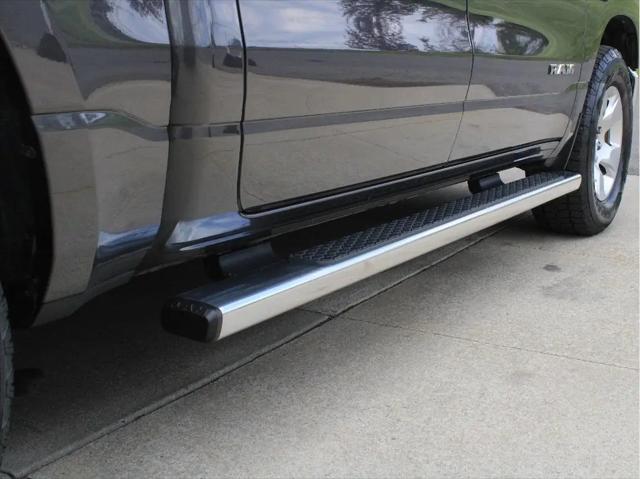 2020 Ram 1500 Big Horn Crew Cab 4x4 5'7" Box