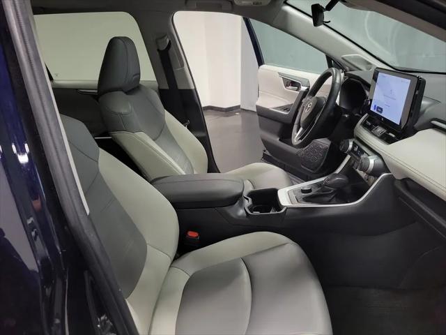 2023 Toyota RAV4 Hybrid XLE Premium
