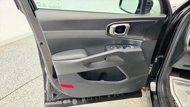 2025 Kia Sorento Hybrid EX