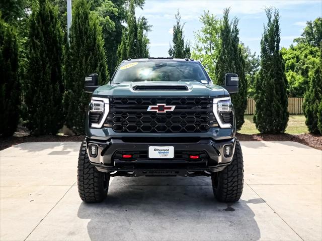 2026 Chevrolet Silverado 2500HD Crew Cab, Standard Bed, ZR2, 4WD