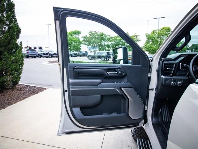 2026 GMC Sierra 2500HD Crew Cab, Standard Bed, AT4X, 4WD