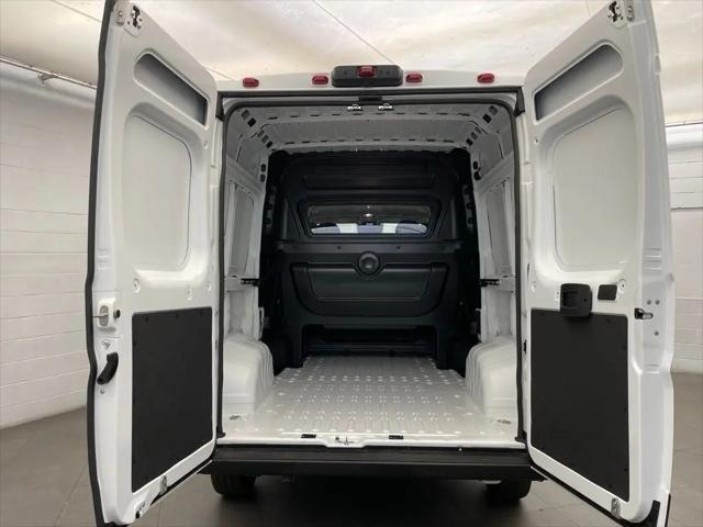 2026 Ram ProMaster Cargo Van Tradesman High Roof 136" WB w/Pass Seat