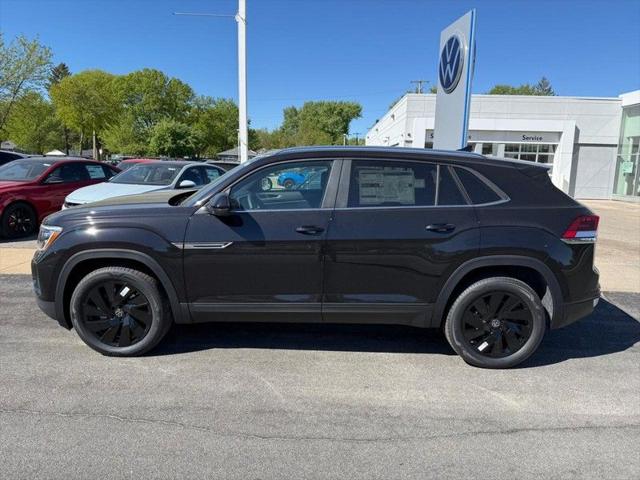 2026 Volkswagen Atlas Cross Sport SE with Technology