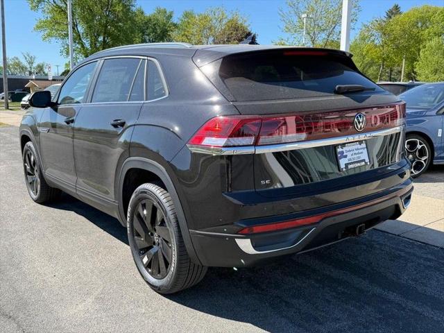 2026 Volkswagen Atlas Cross Sport SE with Technology