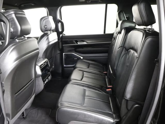 2023 Jeep Wagoneer Series II