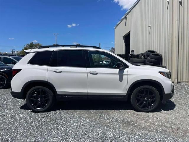 2025 Honda Passport AWD Black