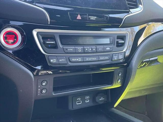 2025 Honda Passport AWD Black
