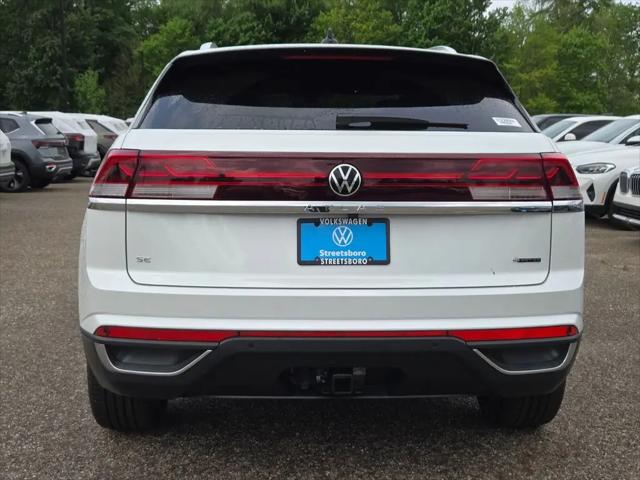 2026 Volkswagen Atlas Cross Sport SE with Technology