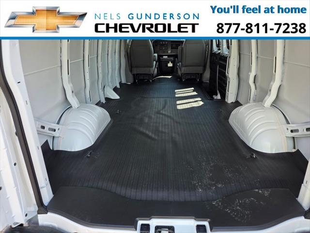 2026 Chevrolet Express Cargo Van 3500 Extended Wheelbase, WT, RWD