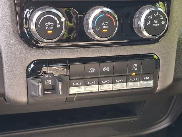 2025 Ram 5500 Tradesman/Big Horn
