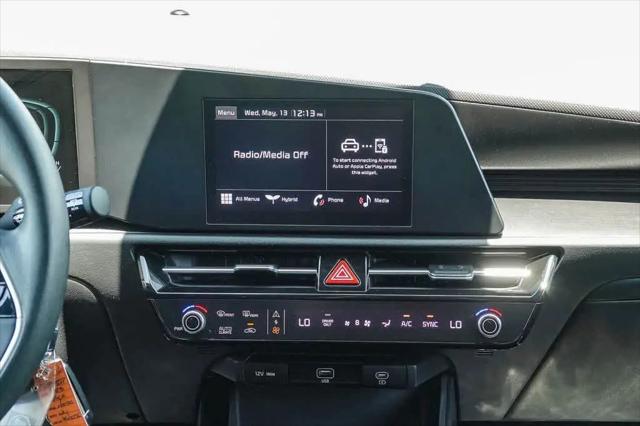 2023 Kia Niro LX