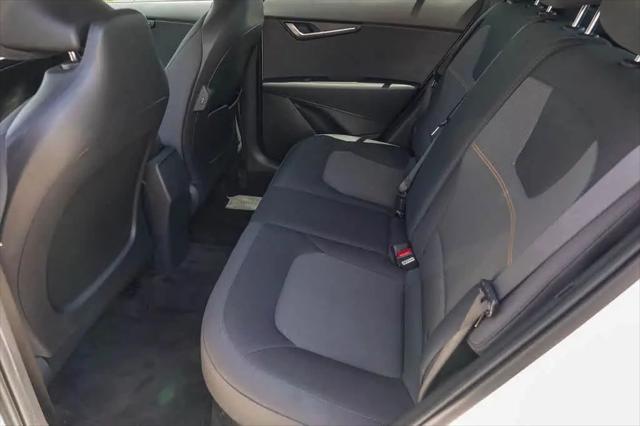 2023 Kia Niro LX