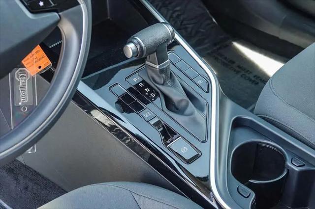 2023 Kia Niro LX