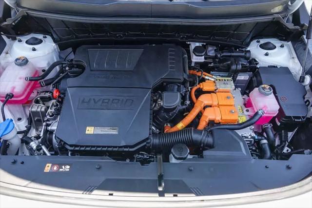 2023 Kia Niro LX
