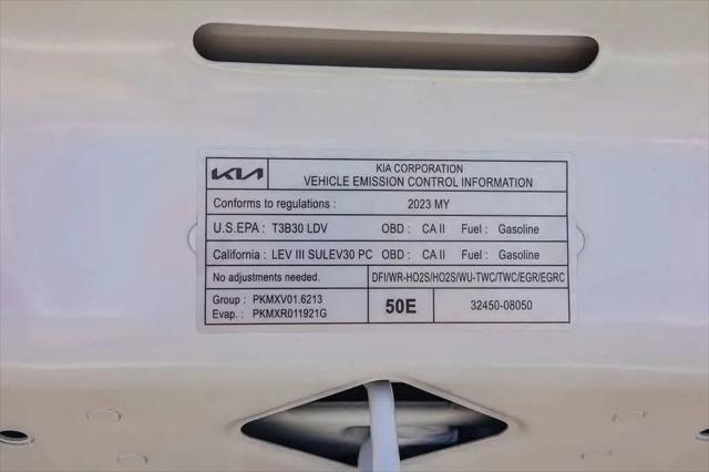 2023 Kia Niro LX