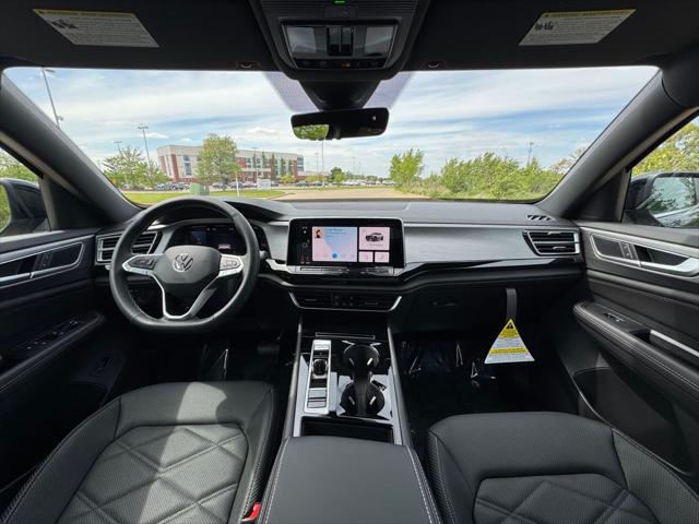 2026 Volkswagen Atlas Cross Sport SE with Technology