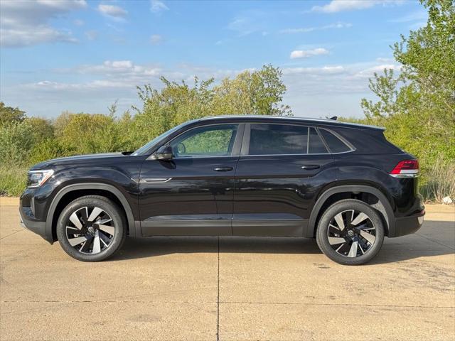 2026 Volkswagen Atlas Cross Sport SE with Technology