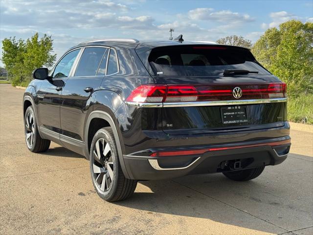 2026 Volkswagen Atlas Cross Sport SE with Technology