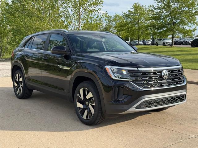 2026 Volkswagen Atlas Cross Sport SE with Technology