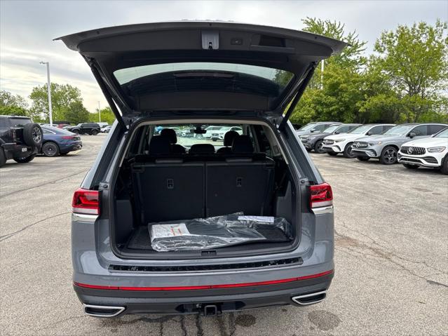 2026 Volkswagen Atlas SE with Technology