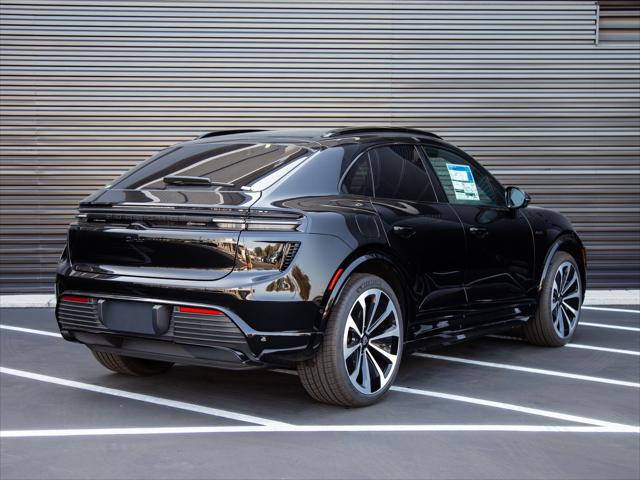 2025 Porsche Macan Electric Turbo