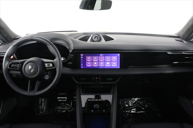 2025 Porsche Macan Electric Turbo