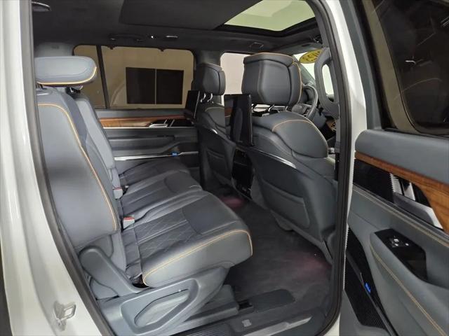 2023 Jeep Grand Wagoneer Series III 4x4