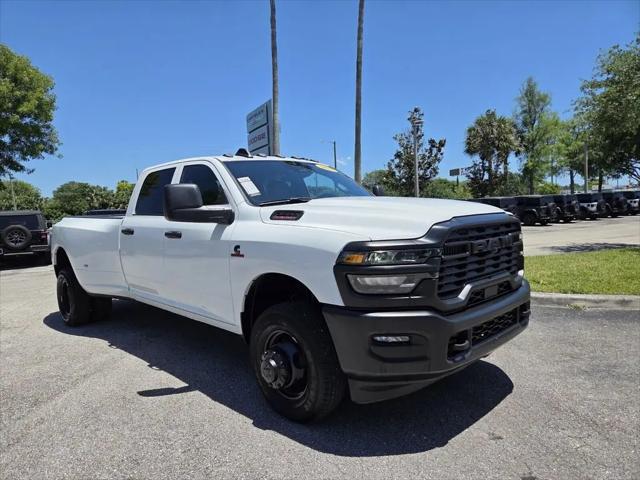 2025 Ram 3500 Tradesman Crew Cab 4x4 8' Box