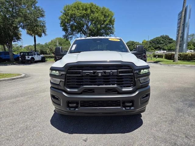 2025 Ram 3500 Tradesman Crew Cab 4x4 8' Box