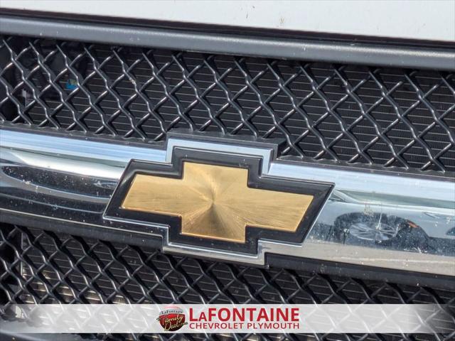 2025 Chevrolet Express Passenger RWD 3500 Extended Wheelbase LT