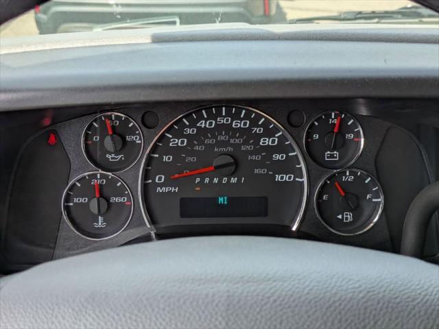2025 Chevrolet Express Passenger RWD 3500 Extended Wheelbase LT