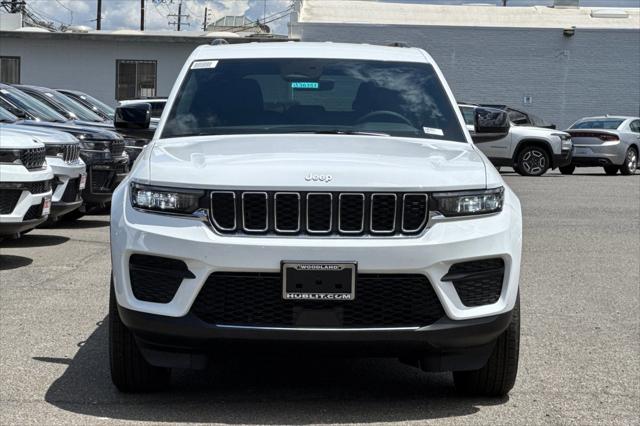 2026 Jeep Grand Cherokee Laredo 4x4