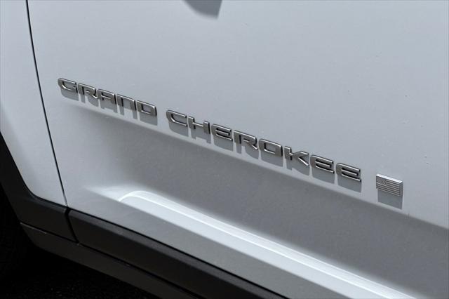 2026 Jeep Grand Cherokee Laredo 4x4