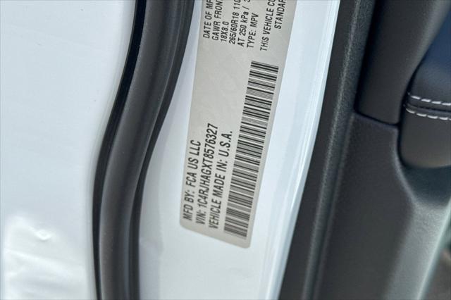 2026 Jeep Grand Cherokee Laredo 4x4