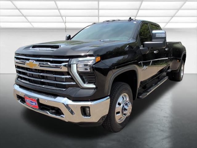 2026 Chevrolet Silverado 3500HD Crew Cab, Long Bed, LTZ Dual Rear Wheel, RWD