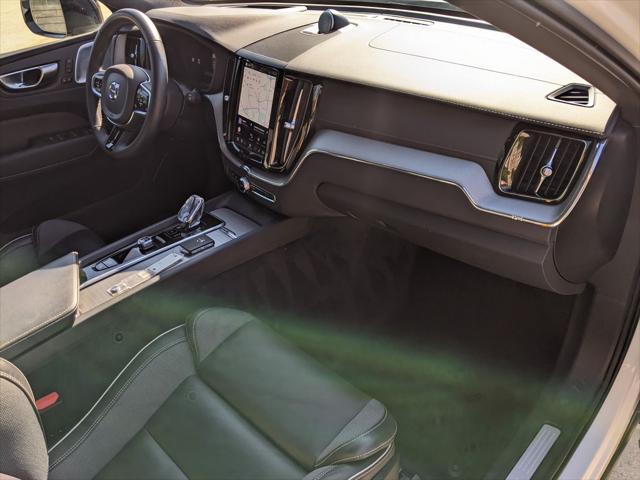 2024 Volvo XC60 Recharge T8 Polestar Engineered