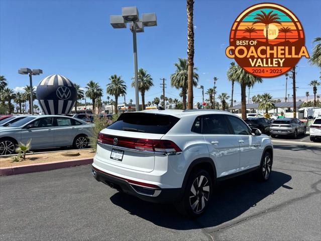 2026 Volkswagen Atlas Cross Sport SE with Technology