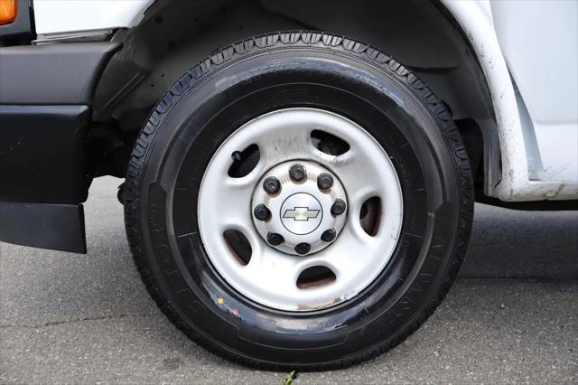 2021 Chevrolet Express Cargo Van RWD 2500 Regular Wheelbase WT