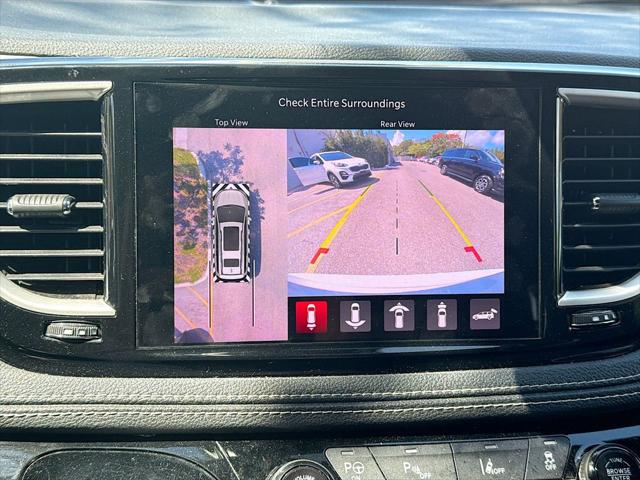 2022 Chrysler Pacifica Hybrid Touring L