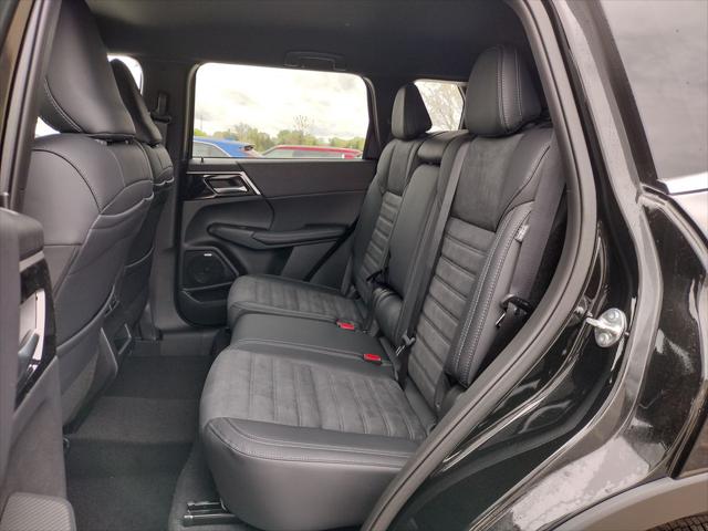 2026 Mitsubishi Outlander LE 1.5T S-AWC