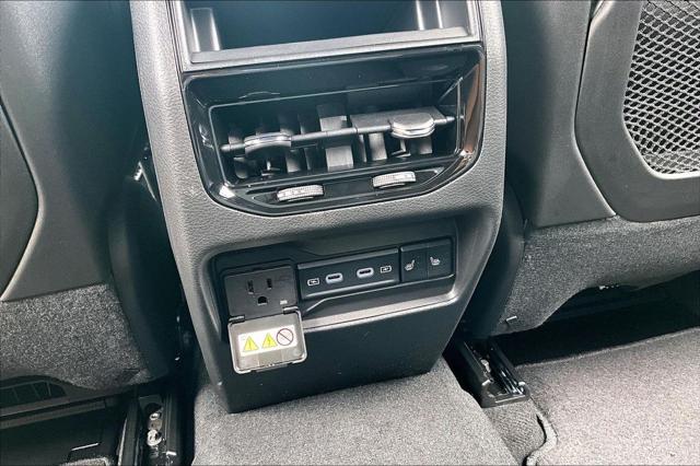 2026 Jeep Grand Cherokee Limited 4x2