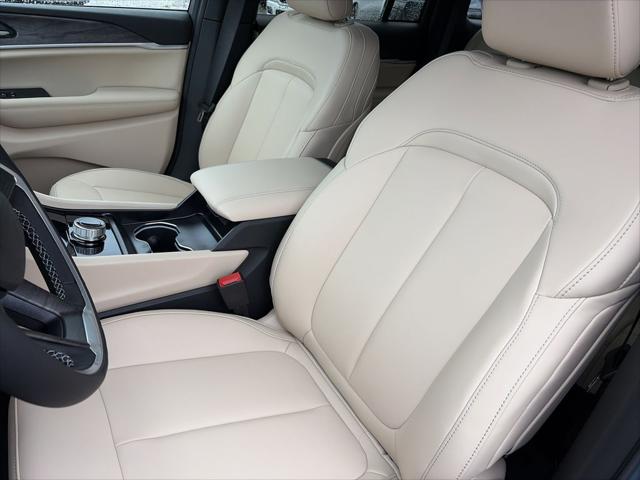 2026 Jeep Grand Cherokee Limited 4x2