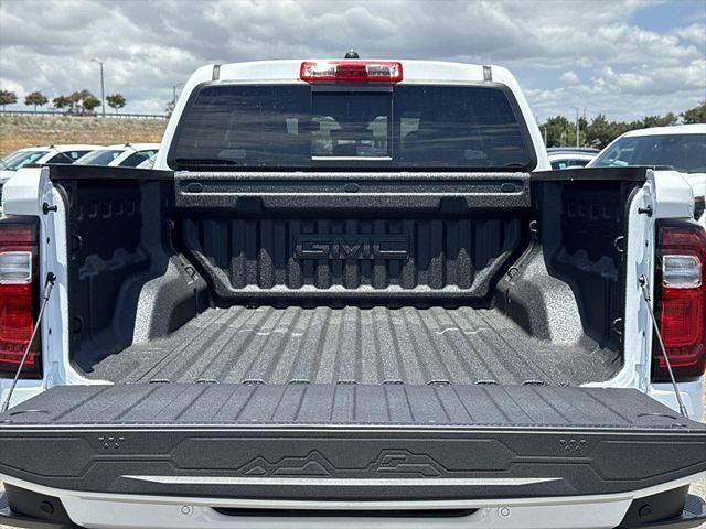 2026 GMC Canyon Elevation, 4WD