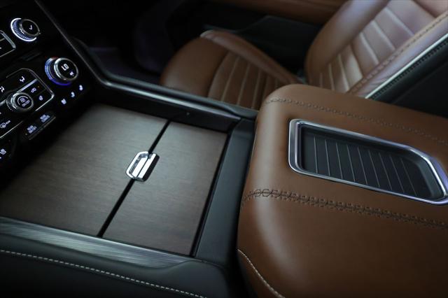 2024 GMC Yukon 4WD Denali Ultimate