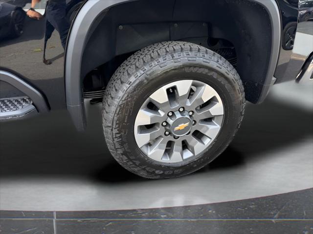 2026 Chevrolet Silverado 2500HD Crew Cab, Standard Bed, LT, 4WD