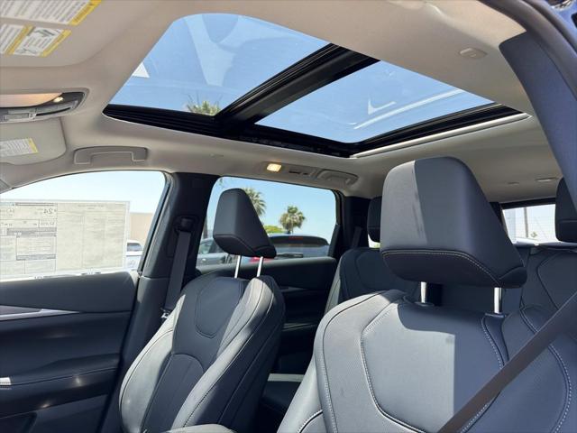 2027 INFINITI QX60 PURE