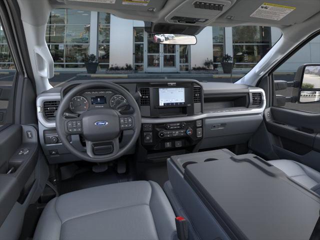 2025 Ford F-550 XL