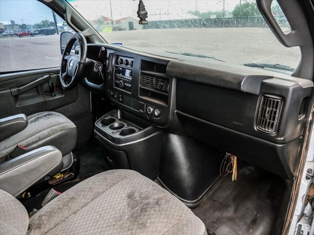 2017 Chevrolet Express Cutaway Work Van