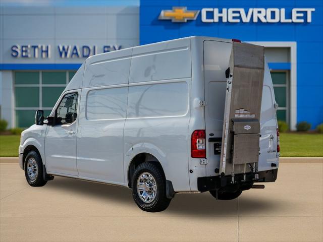 2020 Nissan 3500 SL High Roof V8