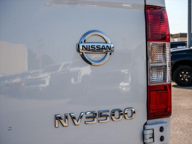 2020 Nissan 3500 SL High Roof V8